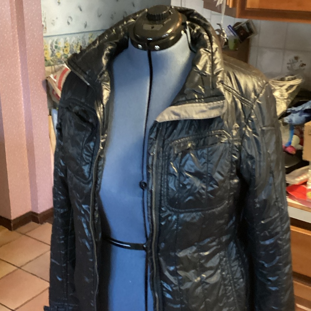 Columbia Women's Shiny Black Puffer Jacket